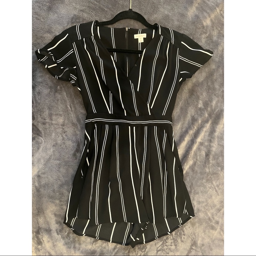 XS Black & White Xhilaration Romper